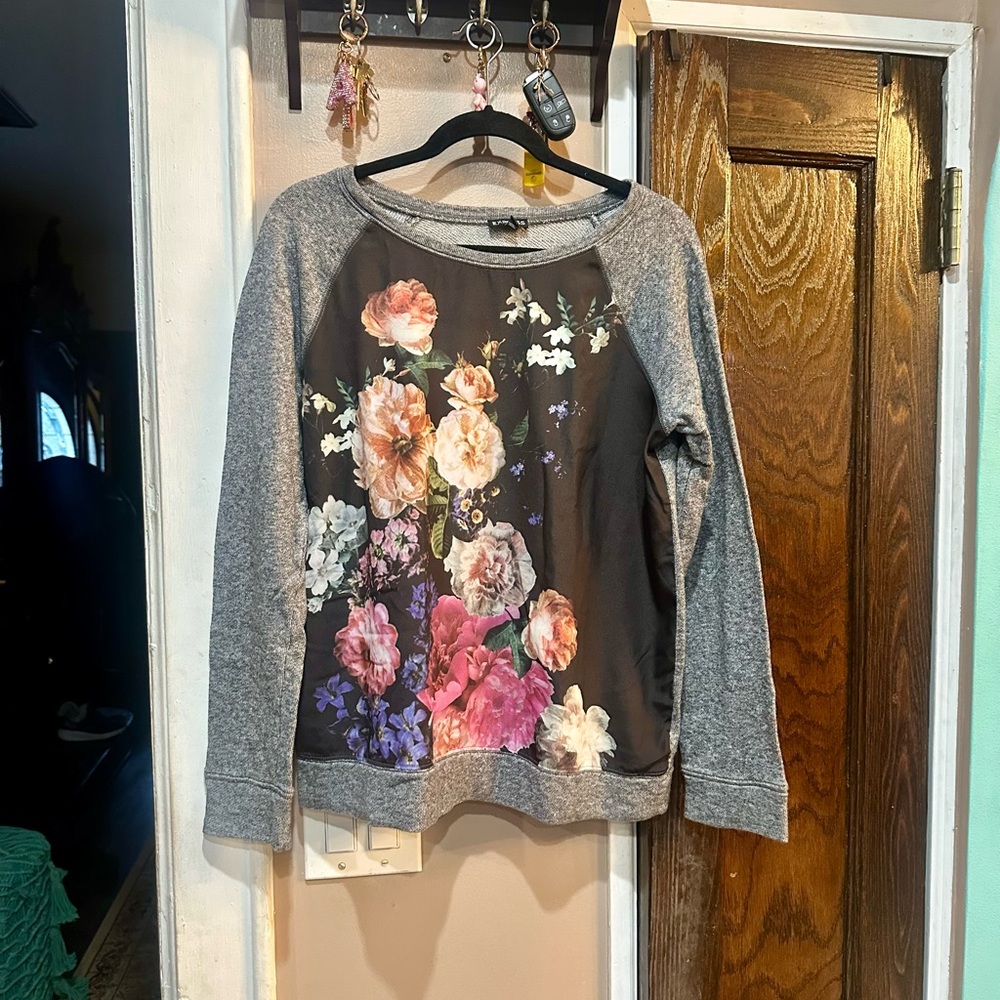 Express Heather Gray Knit top